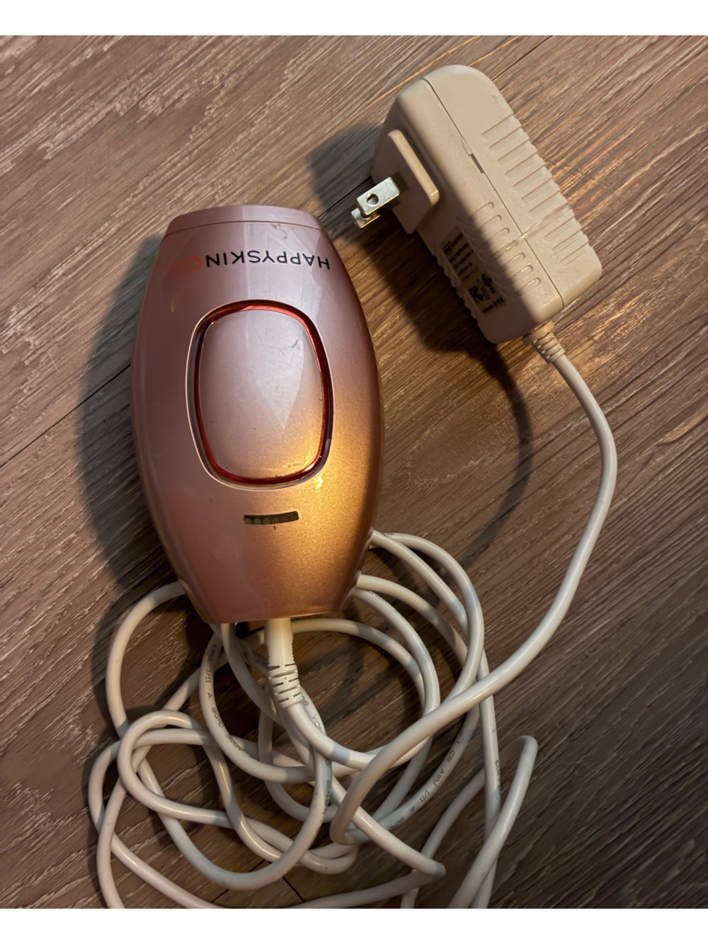 HAPPYSKIN Handheld Hair Removal Device in PINK
